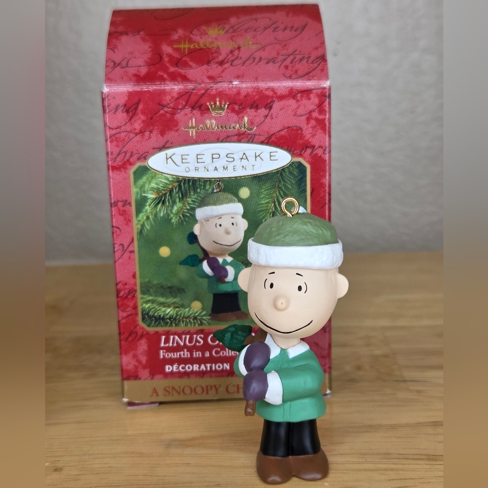Hallmark‎ Keepsake Linus Christmas Ornament Peanuts - Picture 2 of 7